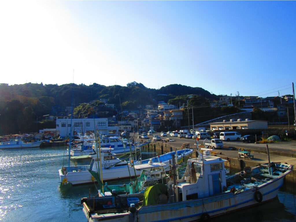 画像に alt 属性が指定されていません。ファイル名: 鳥羽市の石鏡（いじか）２-1024x769.jpg